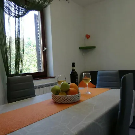 Apartment Apartman Bass Livade